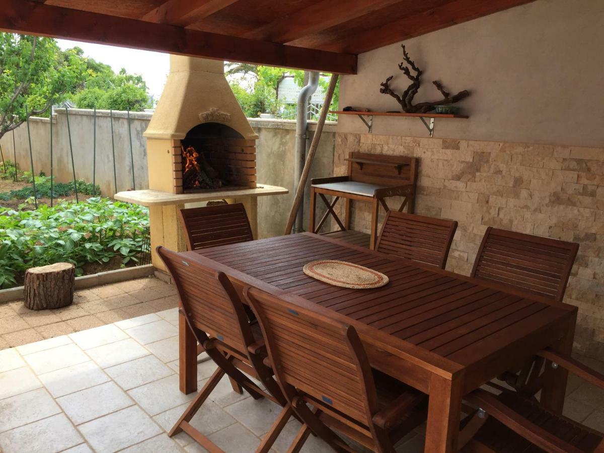 Apartmani Lorena Privlaka  Dış mekan fotoğraf