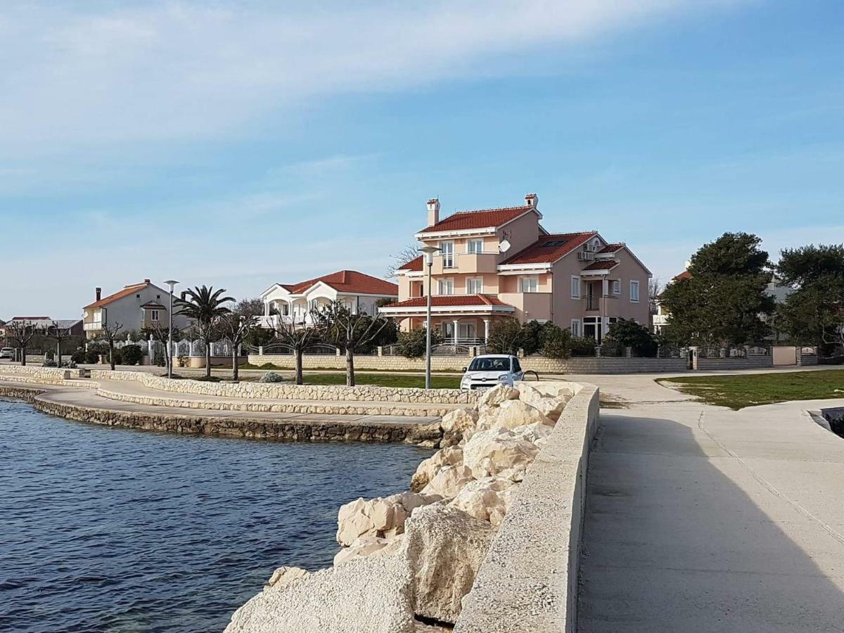Apartmani Lorena Privlaka  Dış mekan fotoğraf