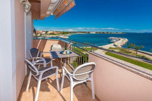Apartmani Lorena Privlaka  Dış mekan fotoğraf